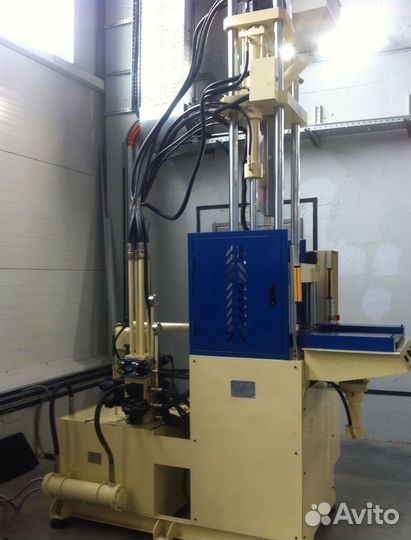 Вертикальный термопластавтомат ARK-plast TA-300