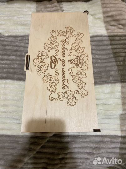 Свадебная коробка под вина и семейный банк