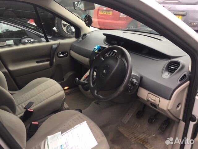 Разбор на запчасти Renault Scenic 2003-2009