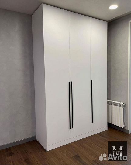 Шкаф распашной с фрезерованными фасадами