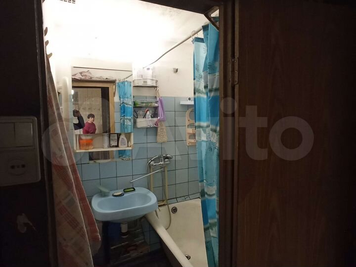 Комната 23,3 м² в 3-к., 2/16 эт.