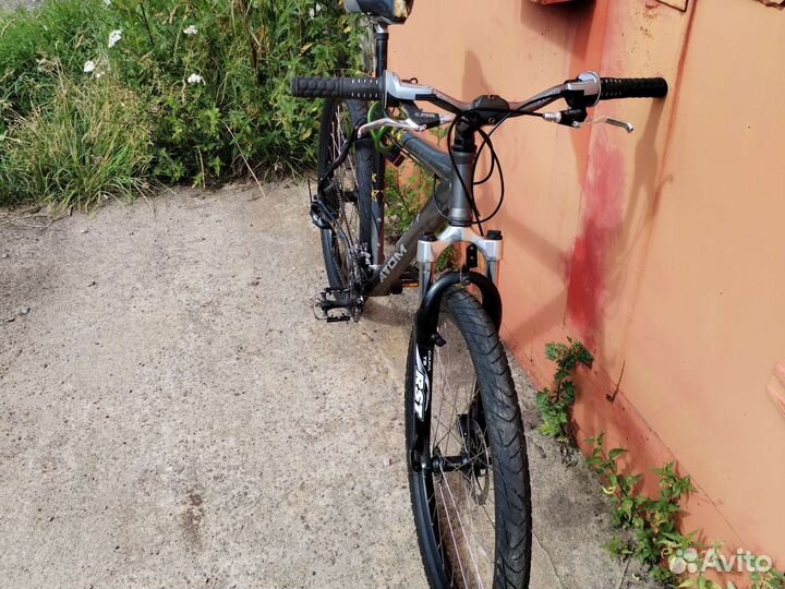 Велосипед atom XC300 disc