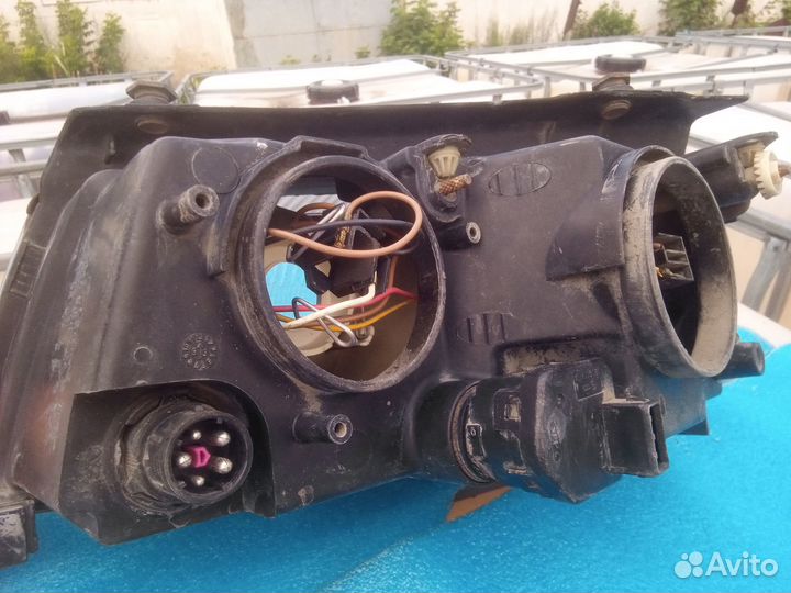 Фара правая левая Passat B5