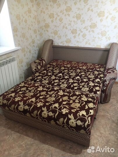 Диван прямой раскладной бу