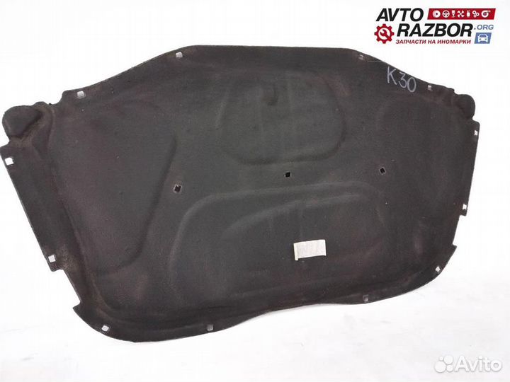 Шумоизоляция капота VW Touareg 2002-2010