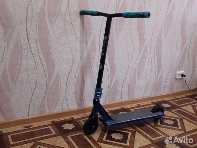 Трюковой самокат novatrack