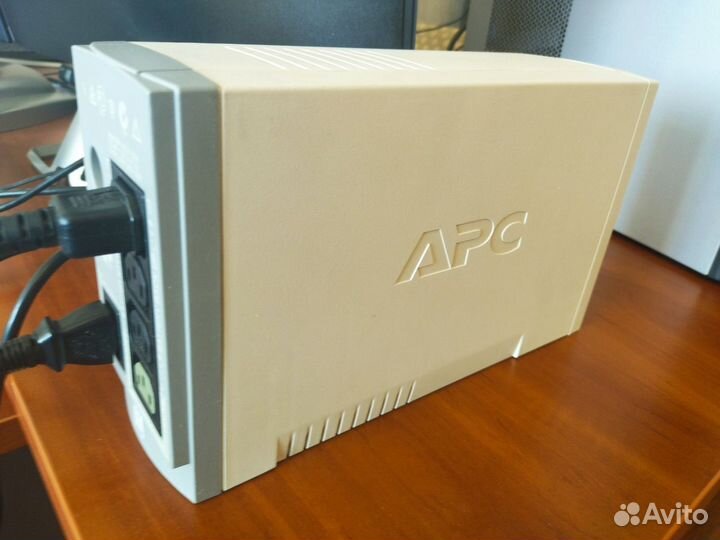 Ибп APC Back-Ups 500VA
