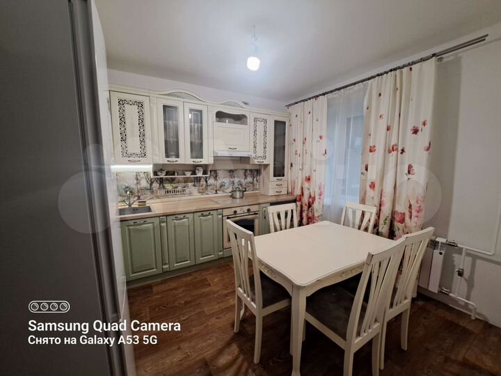 4-к. квартира, 96 м², 6/10 эт.