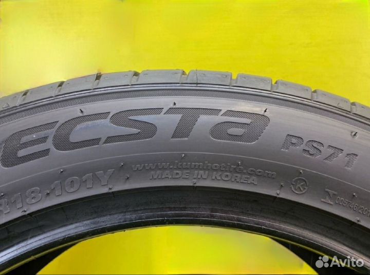 Kumho Ecsta PS71 275/30 R20 97Y