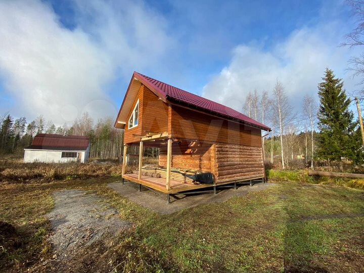 Дом 108 м² на участке 14,3 сот.