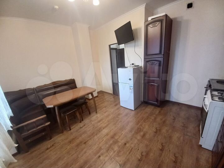 1-к. квартира, 45 м², 1/8 эт.