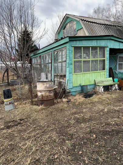 Дача 20 м² на участке 8 сот.
