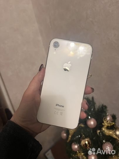 iPhone Xr, 64 ГБ