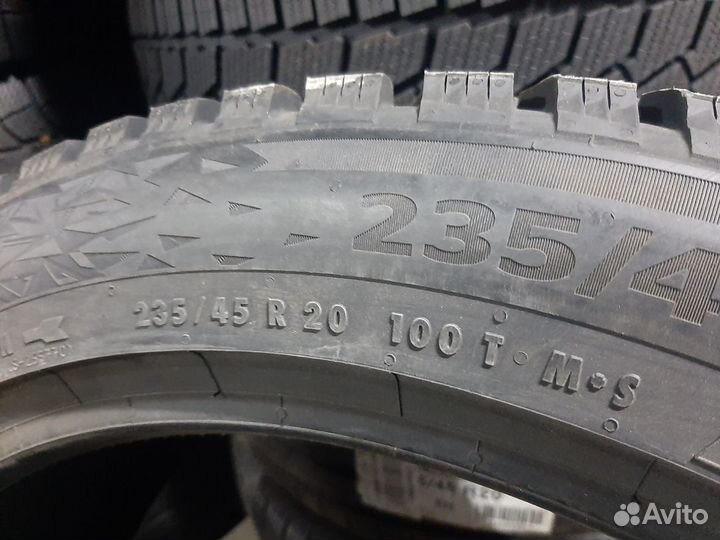 Continental IceContact 3 235/45 R20 100T