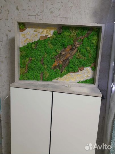 Картина из стабилизированного мха и коры с подсвт