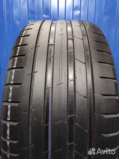 Nokian Tyres Hakka Black 2 SUV 265/50 R19