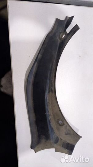 Водосток задний правый крышки багажника BMW 5-сери