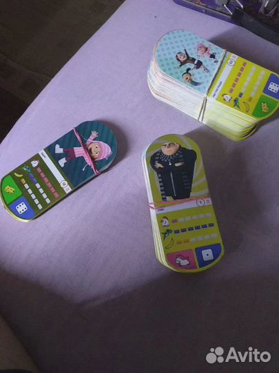 Почти полный набор карточек Миньоны