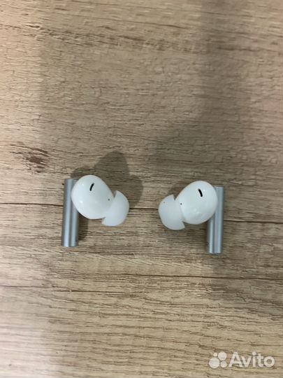 Беспроводные наушники