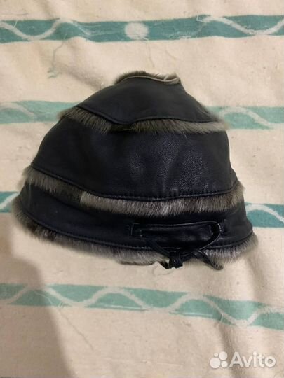 Шапка кожанная женская