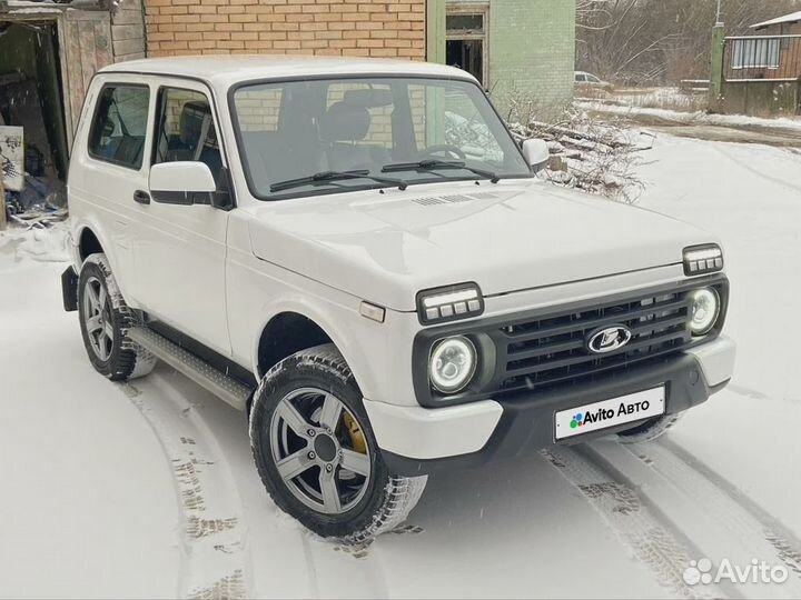 LADA 4x4 (Нива) 1.7 МТ, 1997, 52 000 км