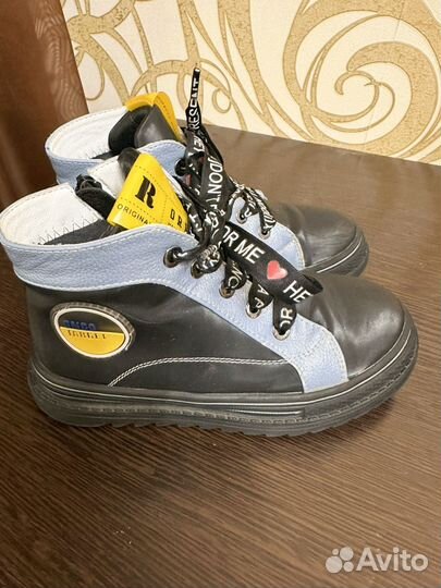 Ботинки демисезонные для девочки 28-29