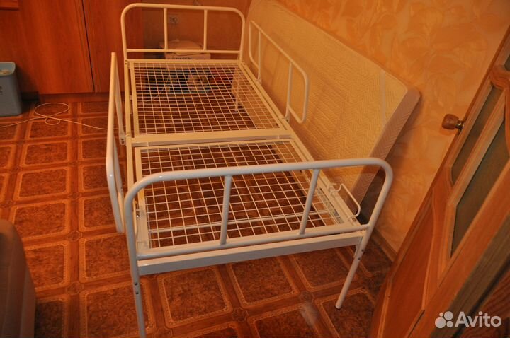 Медицинская кровать для лежачих больных