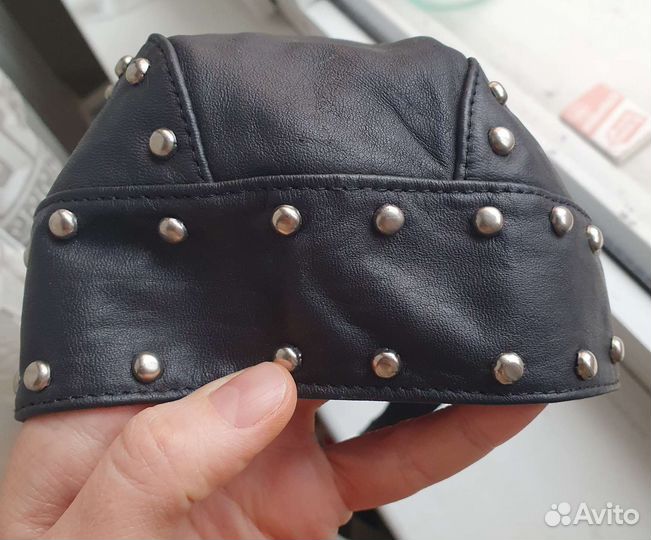Кожаная бандана с металлическими закрепками