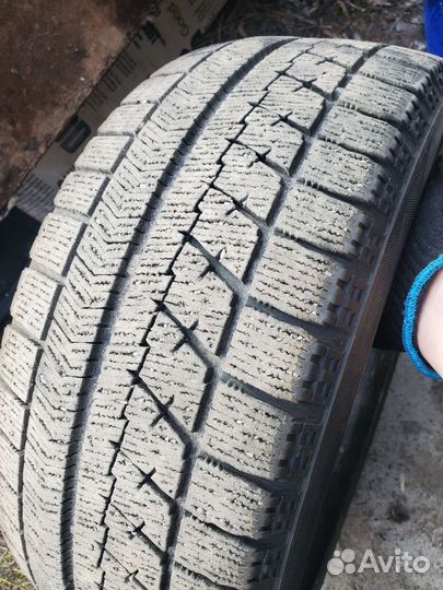 Bridgestone Blizzak VRX 205/50 R16 87