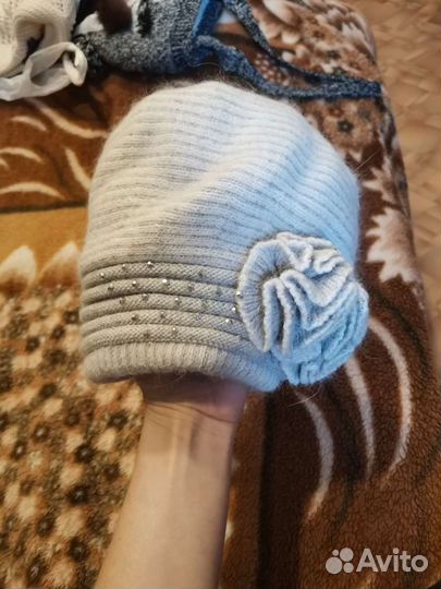 Шапки женские зимние