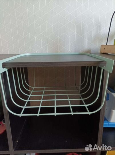 Полка навесная новая