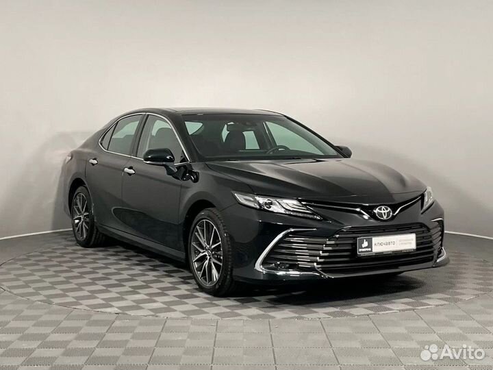 Toyota Camry 2.5 AT, 2023