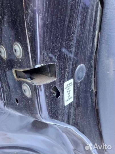 Замок двери dodge stratus