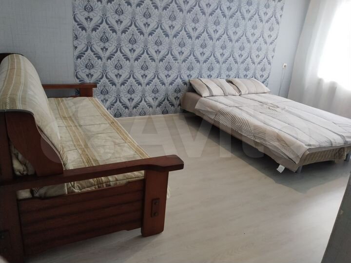 2-к. квартира, 57 м², 4/9 эт.