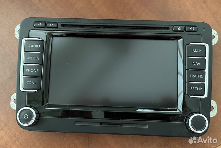 Автомагнитола RNS 510 экран передняя панель