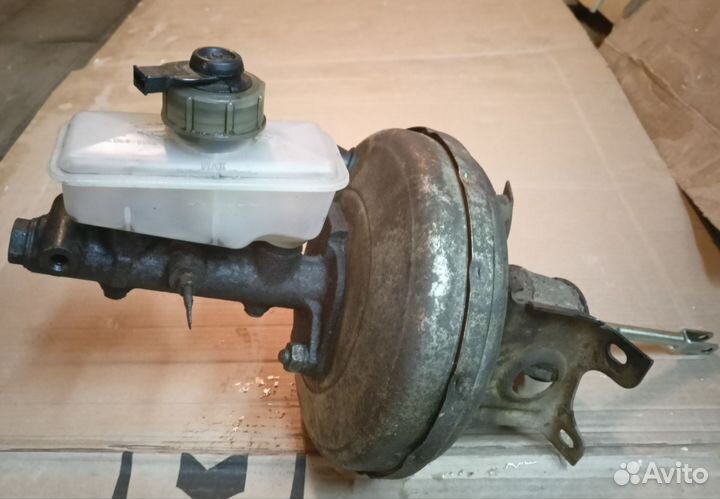 Вакуумный усилитель и главный тормозной цилиндр