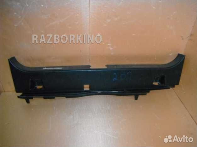 Обшивка багажника Mercedes W202 C