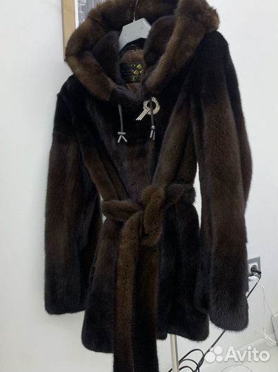 Шуба норковая с капюшоном 42 44