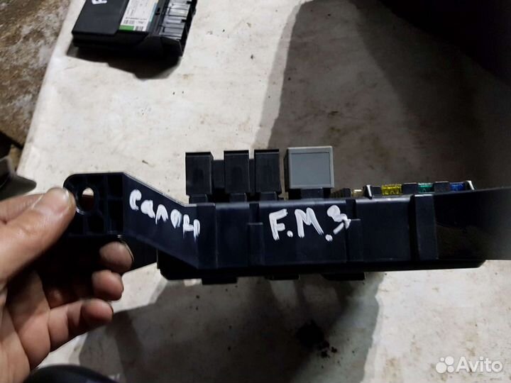 Блок предохранителей Форд Мондео 3 Ford Mondeo 3