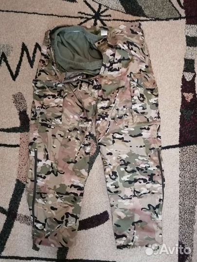 Всепогодный походный костюм Multicam