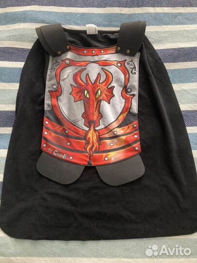 Карнавальный рыцарский плащ б/у
