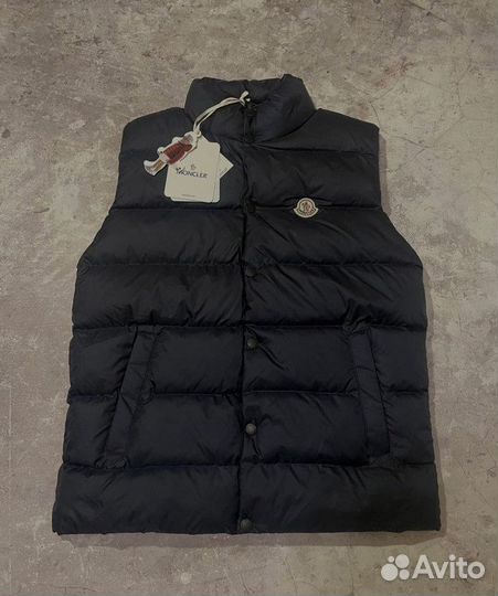 Жилетка moncler