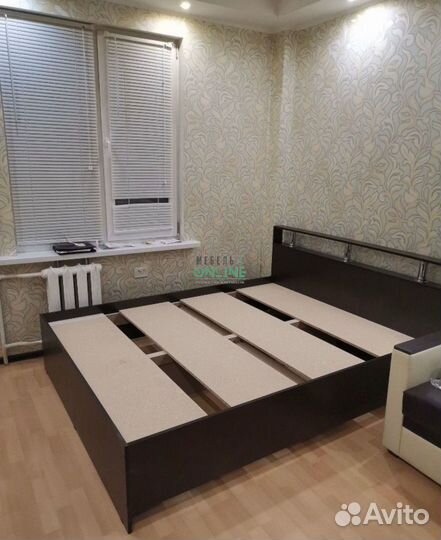 Кровать двуспальная 160х200