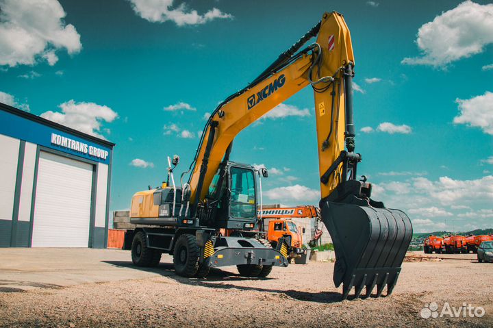 Колёсный экскаватор XCMG XE210WD, 2023