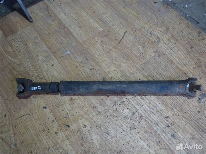 Карданный вал передний Jeep Cherokee II (1984—199