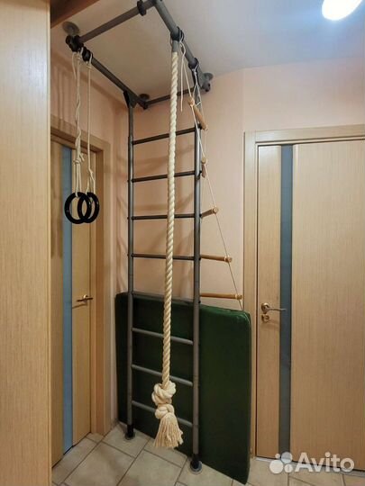 Шведская стенка с матом