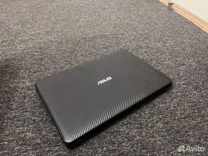Ноутбук asus x554l