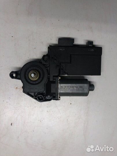 Мотор (моторчик) стеклоподъемника передний правый