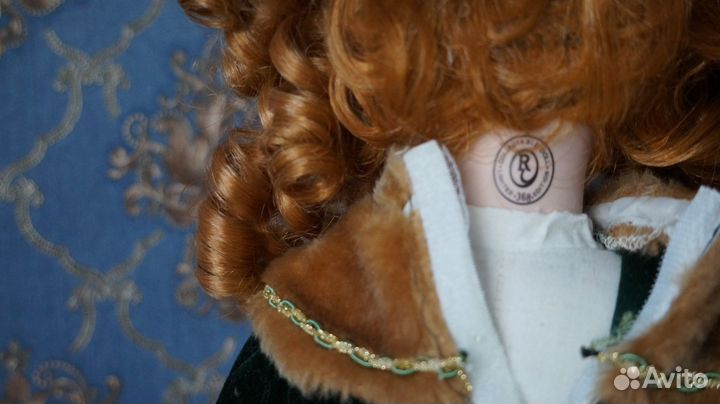 Кукла фарфоровая коллекционная Remeco Collection