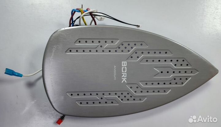 Подошва с бойлером для утюга Bork I601 б/у